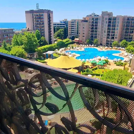 Luxury Beachfront Apartment At Barcelo Royal Beach شقة ساني بيتش